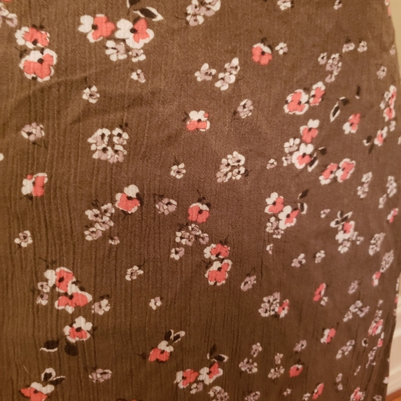 Green Slit Express Floral Maxi Skirt - Picture 5 of 8